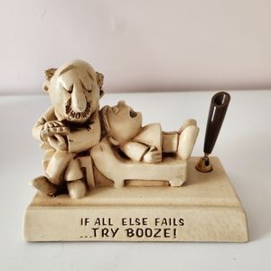 Paula Novelty Penholder Psychologist Sofa Therapy Try Booze Vintage 1968